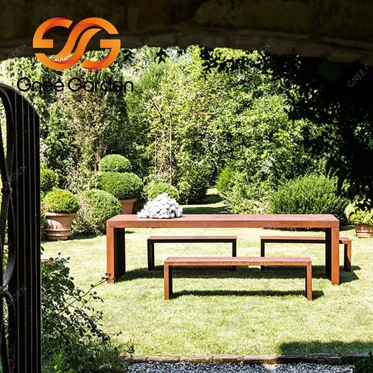 เฟอร์นิเจอร์เหล็กทนทานต่อสภาพอากาศในเมือง