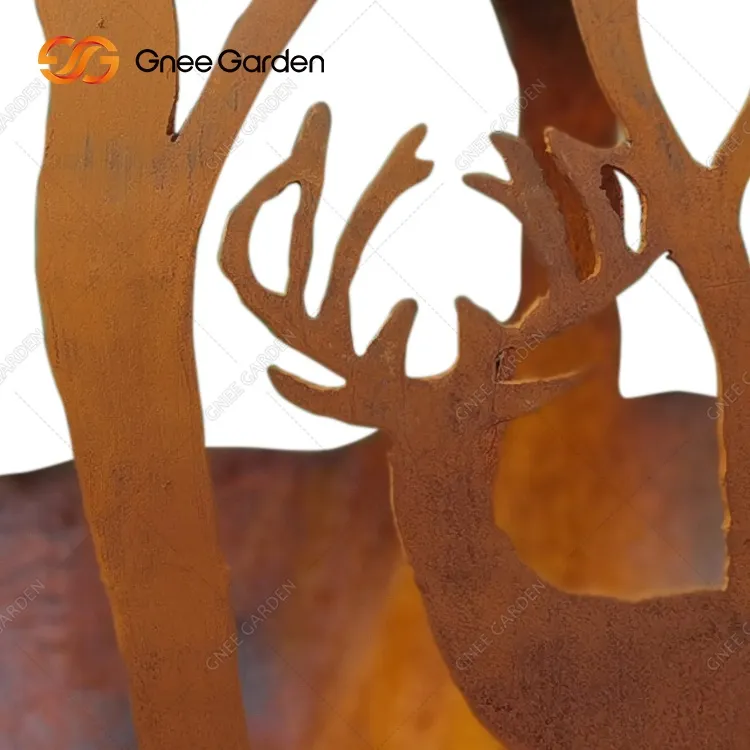 Corten Fire Sphere สำหรับสวนธีมป่าไม้