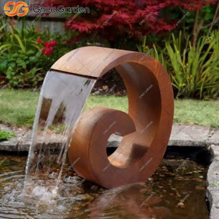 คุณสมบัติน้ำ Corten Steel ตกแต่งสำหรับลานภายใน
