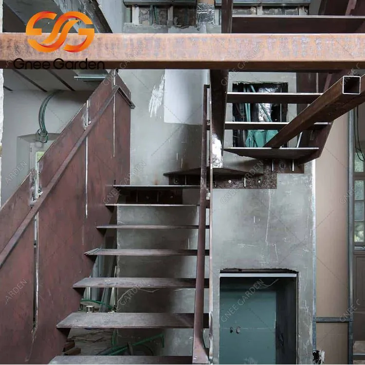 บันไดเหล็กสวน Corten