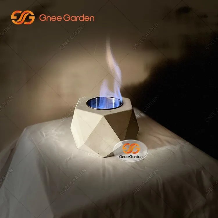 ชามหลุมไฟบนโต๊ะ